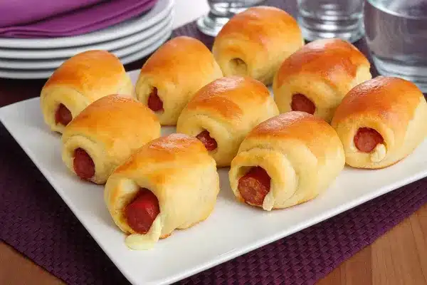 Enroladinho de carne, calabresa e queijo